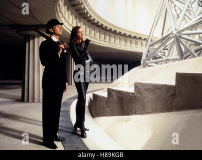 Mit Schirm, Charme Und Melone, (THE AVENGERS) USA 1997, Regie: Jeremiah Chechik, RALPH FIENNES, UMA THURMAN Stockfoto