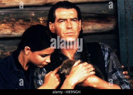 Graue Eule, (graue Eule) USA-CAN 1999, Regie: Richard Attenborough, ANNIE GALIPEAU, PIERCE BROSNAN Stockfoto