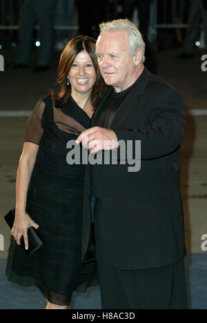 SIR ANTHONY HOPKINS & STELLA ARROYAVE der menschliche Makel-FILM PREMIERE 60. Venedig FILM FESTIVAL 30. August 2003 Stockfoto