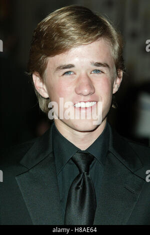 HALEY JOEL OSMENT HOLLYWOOD AWARDS GALA BEVERLY HILTON HOTEL BEVERLY HILLS LA USA 20. Oktober 2003 Stockfoto