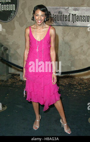 MARSHA THOMASON GEISTERVILLA Welt vor HOLLYWOOD LOS ANGELES USA 23. November 2003 Stockfoto