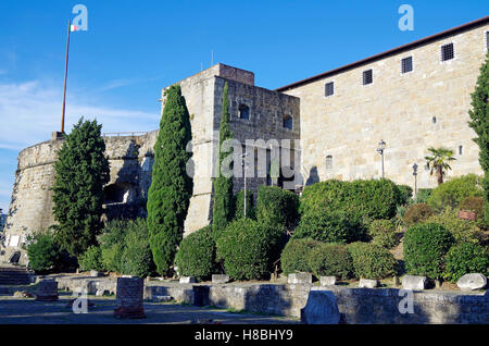 Triest, Italien, Forense romanische Basilika & Schloss Sankt Giusto Stockfoto