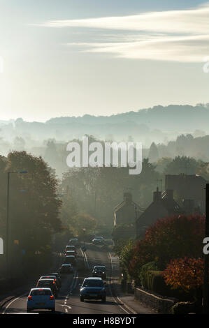 Morgens Berufsverkehr auf der Autobahn A4 in Saltford, England, UK Stockfoto