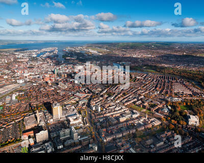 Luftaufnahme der Innenstadt von Belfast, Nordirland Stockfoto