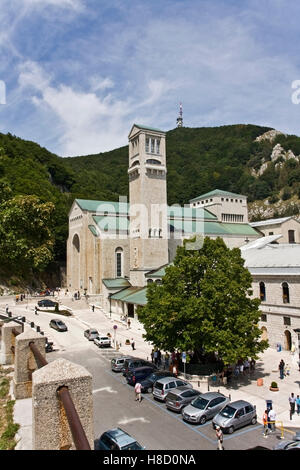 Kloster und Kirche des Heiligtums von Montevergine, 1124 A.C., Mercogliano, Avellino, Kampanien, Italien, Europa Stockfoto