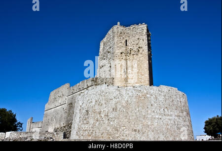 Die Burg von Monte Sant ' Angelo, verfolgt von den Geist Bincalancia, Gargano, Foggia, Apulien, Italien, Europa Stockfoto