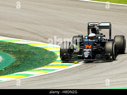 Sao Paulo, Brasilien. 11. November 2016. Im Bild der Fahrer Fernando Alonso McLaren-Honda-Team. Erster Tag des freien Trainings für Brasilien Grand Prix Formel1 im Jahr 2016 statt Interlagos.Primeiro freies Training Tag Autorennbahn für Brasilien Grand Prix Formel1 im Jahr 2016 auf der Rennstrecke von Interlagos statt. Credit: Foto Arena LTDA/Alamy Live-Nachrichten Stockfoto