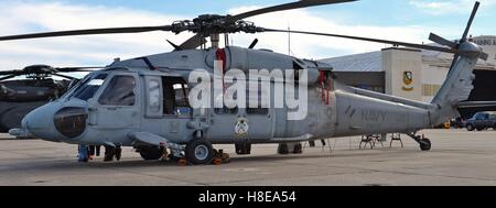 Eine Sikorsky SH-60/MH-60 Seahawk (oder Sea Hawk), betrieben von der US Navy Stockfoto