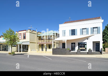 Geschäfte in Derby Straße Walcha NSW Australia Stockfoto