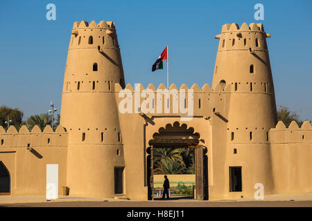 Al Jahili Fort, Al Ain, UNESCO-Weltkulturerbe, Abu Dhabi, Vereinigte Arabische Emirate, Naher Osten Stockfoto