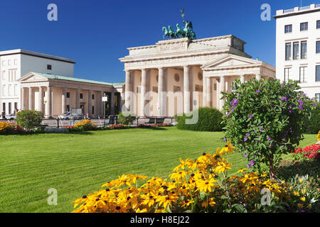 Brandenburger Tor (Brandenburger Tor), Pariser Platz-Platz, Berlin-Mitte, Berlin, Deutschland, Europa Stockfoto