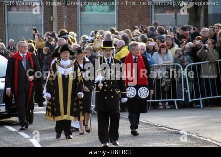 König Richard III - die Prozession seine sterblichen Überreste durch Leicester - März 2015 Stockfoto