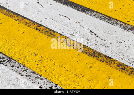 Fahrbahnmarkierungen, close-up Stockfoto