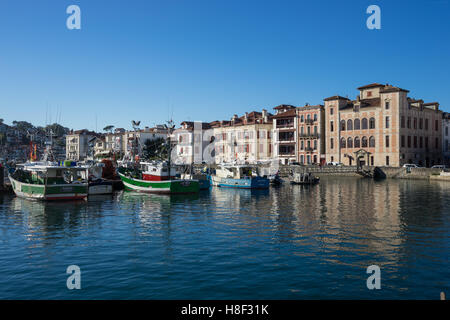 Hafen von Saint-Jean-de-Luz Stockfoto