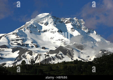 Blick auf den Vulkan Lonquimay im Süden von Chile Stockfoto