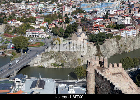 Tiflis, Georgien - 4. November 2016: Tbilisi Stadt Zentrum Luftbild aus Narikala Festung, Georgien Stockfoto