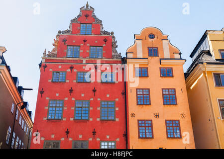 Bunte ikonischen Gebäude am Stortorget, ein kleinen öffentlichen Platz auf Insel Gamla Stan, die Altstadt mitten in Stockholm, Schweden Stockfoto