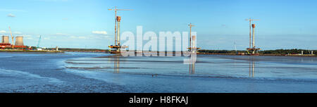 Panorama der neuen Mersey Gateway Brücke, gebaut, Runcorn, Cheshire, England, UK Stockfoto