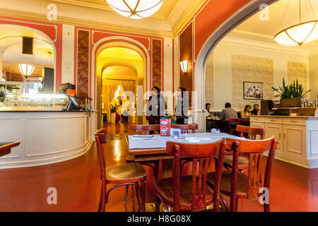 Prag Restaurant Cafe Louvre Innenraum, Prag, Tschechische Republik Stockfoto