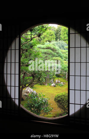 Japan, Kyoto, Tofoku-ji, Funda-in, Garten, Fenster, Stockfoto