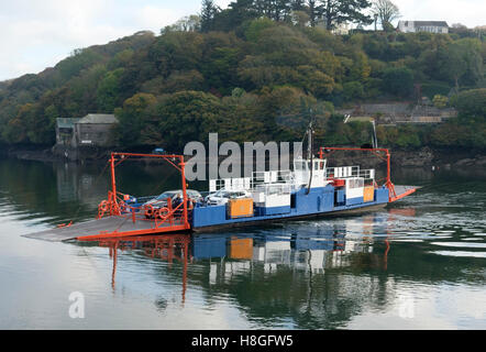 Fowey, Kleinstadt im Süden Cornish Küste Cornwall England UK Bodinnick Fähre Fluss Fowey Stockfoto