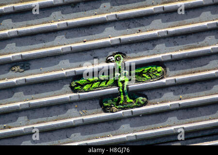 London, England, Vereinigtes Königreich. Millennium Bridge: Ein Werk von Ben Wilson - "Kaugummi Mann". Malerei auf ein Stück von weggeworfenen Kaugummi, Stockfoto