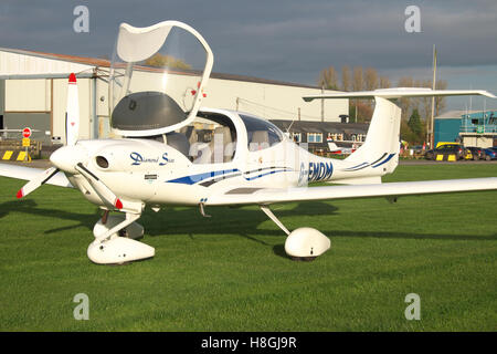 Diamond DA-40 Diamond Star vier Sitz Licht Flugzeug gesehen am Shobdon Flugplatz UK Tour Stockfoto