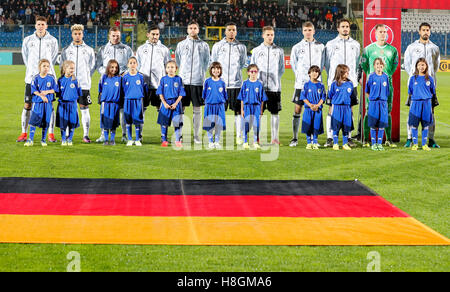 Serravalle, San Marino. 11. November 2016. Teamphoto: Marc-Andre TER STEGEN, TW DFB 22 Mario GOMEZ, DFB 23 Thomas Müller, DFB 13 Mats HUMMELS, DFB 5 Jonas HECTOR, 3 DFB Sami KHEDIRA, DFB 6 Joshua KIMMICH, DFB 18 Serge GNABRY, DFB 8 Benjamin HENRICHS, DFB 17 Ilkay GUENDOGAN, DFB 21 Mario GOETZE, DFB 19 SAN MARINO - Deutschland 0-8 World Cup Qualifikation am 11. November 2016 in San Marino , Italien Fotograf Credit: Peter Schatz/Alamy Live-Nachrichten Stockfoto