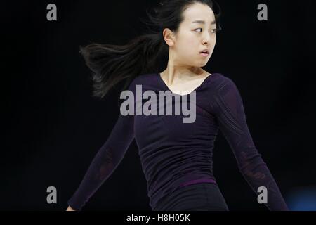 Paris, Frankreich. 12. November 2016. Mao Asada (JPN) Eiskunstlauf: ISU Grand Prix of Figure Skating "Trophée de France" Damen Kür Traning Sitzungen in der AccorHotel Arena in Paris, Frankreich. © Mutsu Kawamori/AFLO/Alamy Live-Nachrichten Stockfoto