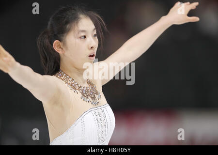 Paris, Frankreich. 12. November 2016. Yuka Nagai (JPN) Eiskunstlauf: ISU Grand Prix of Figure Skating "Trophée de France" Damen Kür Traning Sitzungen in der AccorHotel Arena in Paris, Frankreich. © Mutsu Kawamori/AFLO/Alamy Live-Nachrichten Stockfoto