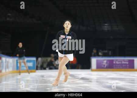 Paris, Frankreich. 12. November 2016. Yuka Nagai (JPN) Eiskunstlauf: ISU Grand Prix of Figure Skating "Trophée de France" Damen Kür Traning Sitzungen in der AccorHotel Arena in Paris, Frankreich. © Mutsu Kawamori/AFLO/Alamy Live-Nachrichten Stockfoto