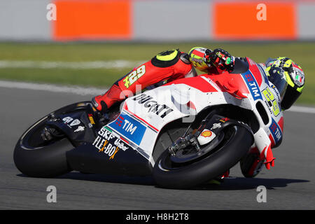 Valencia, Spanien. 13. November 2016.  Andrea Iannone Italiens und Ducati Team in Aktion während der MotoGP von Valencia - Rennen in der Comunitat Valenciana Ricardo Tormo Circuit am 13. November 2016 in Valencia, Spanien.  Bildnachweis: Marco Iorio/Alamy Live-Nachrichten Stockfoto