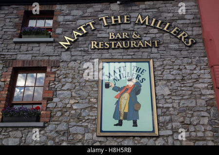 Matt Müller-Bar und Restaurant Schild, Kilkenny; Irland Stockfoto