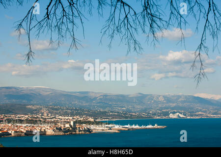 Frankreich, Cote d ' Azur, Cap D´Antibes, Blick Auf sterben Stadt Antibes Stockfoto