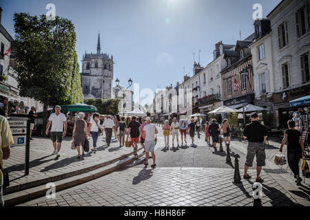 Blick auf eine Straße in der Nähe des Schlosses Amboise, La Loire, Frankreich Stockfoto