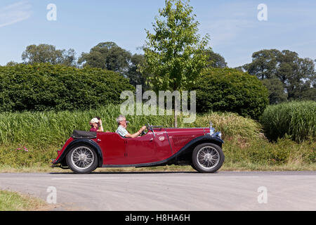 Alvis Firefly 12 1932, 4-Sitzer Roadster von Alvis Autos, britische Oldtimer Classic Tage Dyck 2016 Jüchen, Niederrhein Stockfoto