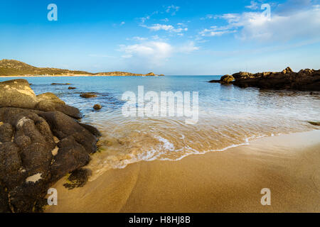 Das Meer und die unberührten Strände von Chia, Insel Sardinien, Italien. Stockfoto