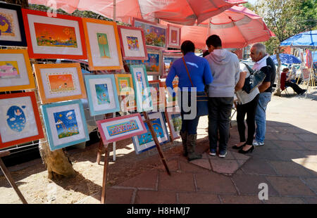 San Angel Nachbarschaft Kunstwerk Ausstellung in Mexico City, Mexiko. Plaza San Jacinto Stockfoto