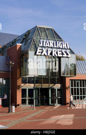 Deutschland, Ruhrgebiet, Bochum, das Starlight Express Musicaltheater. Stockfoto