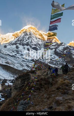 Annapurna South bei Sonnenaufgang vom Annapurna Base Camp Stockfoto