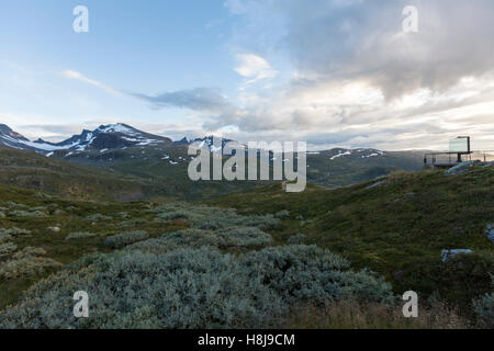 Nedre Oscarshaug Sicht, County Road 55 Passstraße in Norwegen Stockfoto