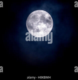 Supermoon über Helston, Cornwall Stockfoto