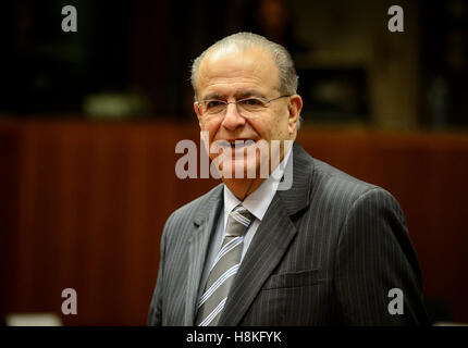 Brüssel, Bxl, Belgien. 14. November 2016. Zypriotische Außenminister Ioannis Kasoulides während FAC Rat der Außenminister der EU beim Europäischen Rat am Hauptsitz in Brüssel, Belgien auf 14.11.2016 von Wiktor Dabkowski Credit: Wiktor Dabkowski/ZUMA Draht/Alamy Live News Stockfoto