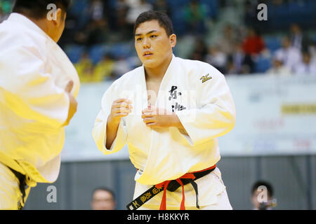 Chiba Port Arena, Chiba, Japan. 13. November 2016. Hyoga Ota, 13. November 2016 - Judo: Kodokan Cup 2016 Herren 100 kg in Chiba Port Arena, Chiba, Japan. © YUTAKA/AFLO SPORT/Alamy Live-Nachrichten Stockfoto