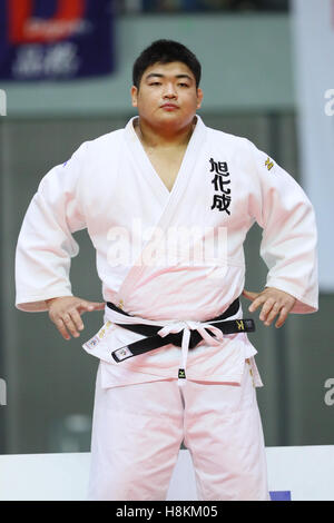 Chiba Port Arena, Chiba, Japan. 13. November 2016. Takeshi Ojitani, 13. November 2016 - Judo: Kodokan Cup 2016 Herren 100 kg in Chiba Port Arena, Chiba, Japan. © YUTAKA/AFLO SPORT/Alamy Live-Nachrichten Stockfoto