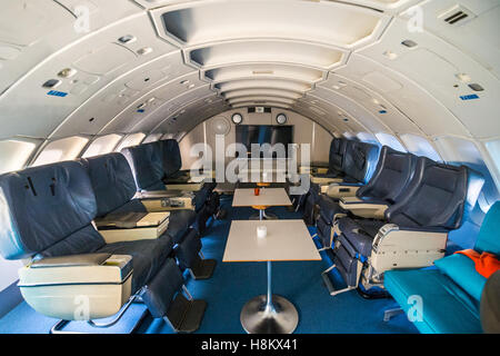 Stockholm Arlanda, Schweden - der Lounge-Bereich in der Jumbo Stay (Jumbohostel), ein Hostel, das ist eine umgebaute Boeing 747 Flugzeug. Stockfoto