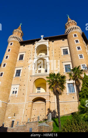 Palazzo Ducale, dem königlichen Palast, Urbino, Marken, Italien Stockfoto