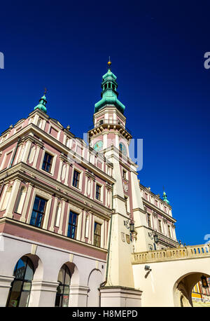 Ratusz oder Rathaus am Rynek Wielki Square in Zamosc, Polen Stockfoto