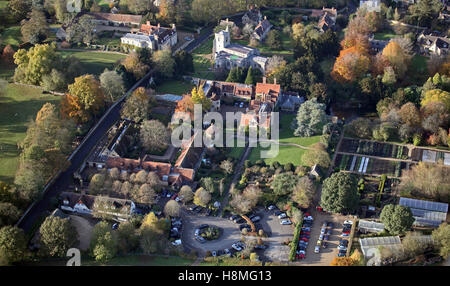 Luftaufnahme von The Belmond Le Manoir Aux Qaut'Saisons-Restaurant-Hotel in der Nähe von Oxford, UK Stockfoto