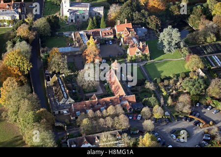 Luftaufnahme von The Belmond Le Manoir Aux Qaut'Saisons-Restaurant-Hotel in der Nähe von Oxford, UK Stockfoto